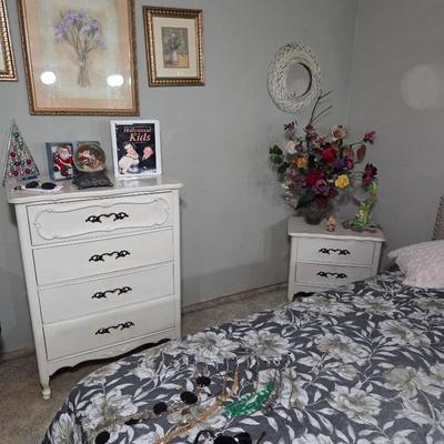 Sale Photo Thumbnail #33