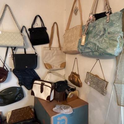 Sale Photo Thumbnail #60