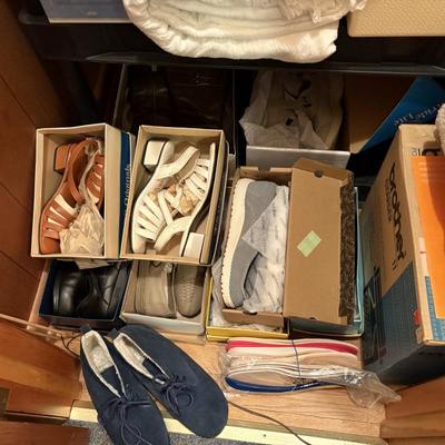 Sale Photo Thumbnail #698