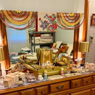 Sale Photo Thumbnail #564