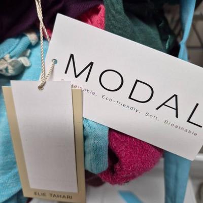 Sale Photo Thumbnail #375