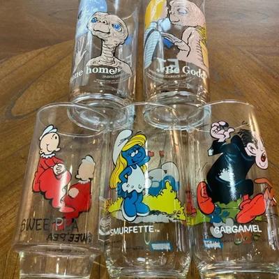  Vintage Drinkware Smurfs/E.T.
