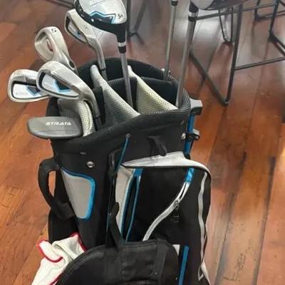 Strata Golf Bag And Clubs 