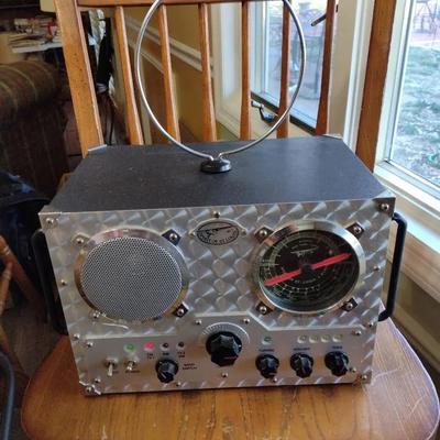 Spirit Of St. Louis Field Radio