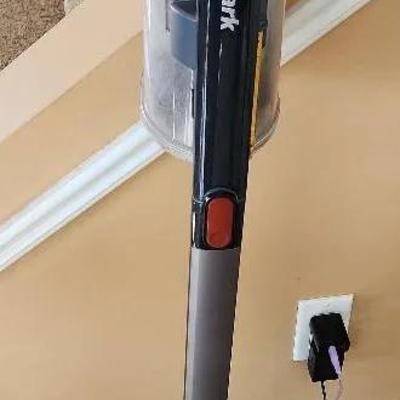 Shark Rocket Vacuum Cleaner 