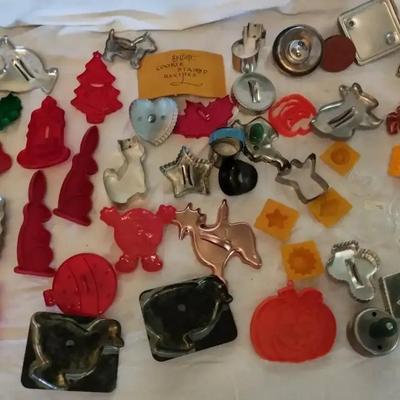 Vintage Cookie Cutters & Stamps