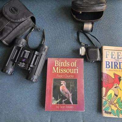 Bird Watching Lot! Bushnell Pocket Scope, Jason Binoculars & Books!