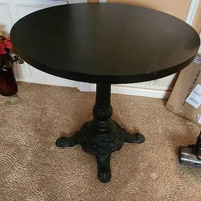 Vintage Round Table With Cast Iron Pedestal Base