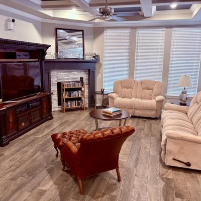 Sale Photo Thumbnail #67