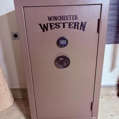 Sale Photo Thumbnail #110