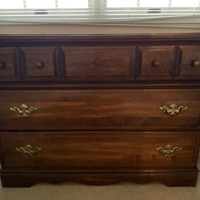 Sale Photo Thumbnail #81: Lea dresser