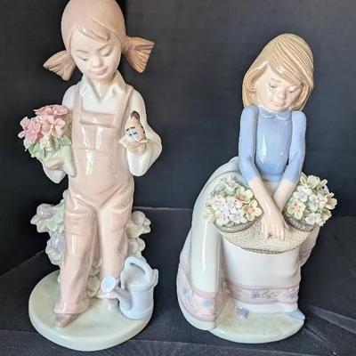 Sale Photo Thumbnail #10: Lladró Pair Of Flower Girls