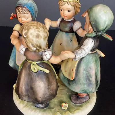 Sale Photo Thumbnail #22: Hummel Ring around the Rosie #348