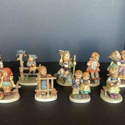 Sale Photo Thumbnail #26: 11 Hummel Figurines