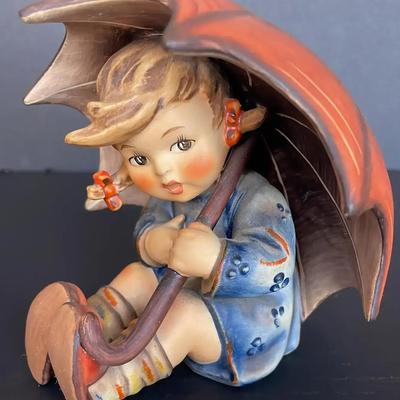 Sale Photo Thumbnail #21: Hummel Umbrella Girl