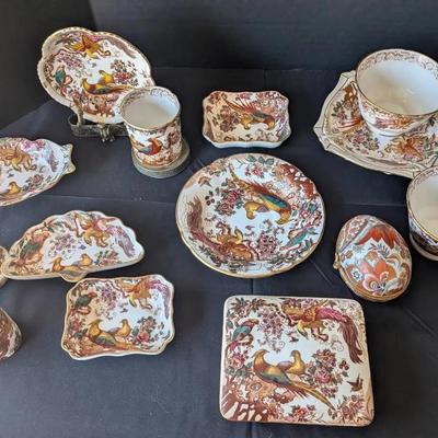 Sale Photo Thumbnail #43: Royal Crown Derby "Olde Avesbury" Serving Set Ft. 2 Additional Boxes