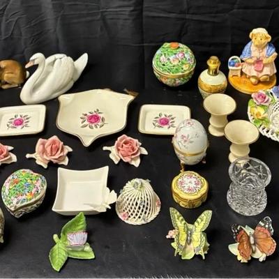 Sale Photo Thumbnail #50: Vintage Porcelain & Ceramic Decorative Collection… Florals, Animals, Trinket Boxes, Plates & Figurin
