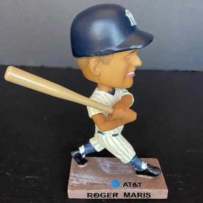 Sale Photo Thumbnail #25: Roger Marris Bobble Head, New York Yankees