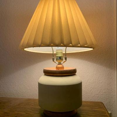 Ceramic And Wood Table Lamp 