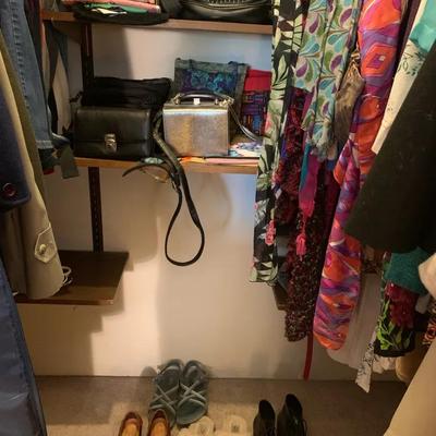 Woman’s Purses, Scarves, And Shoes Size 10