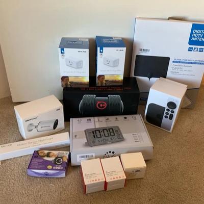 Assortment Of House Hold Electronics 