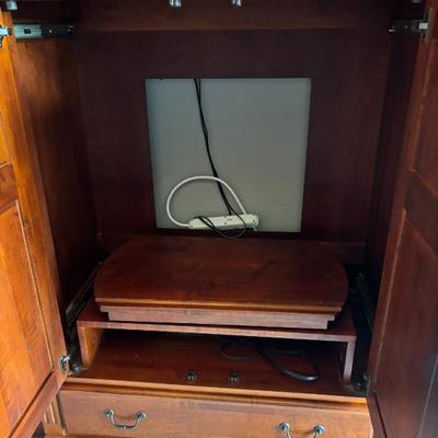 Sale Photo Thumbnail #43