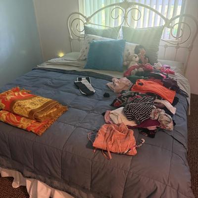 Sale Photo Thumbnail #119