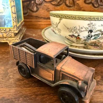 Sale Photo Thumbnail #131