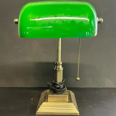 Banker’s Lamp With Green Glass Shade 