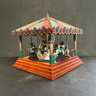 Gold Label Collection Miniature Working Christmas Carousel Model