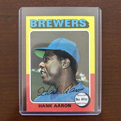 1975 Topps Baseball Card. Hank Aaron - Milwaukee Brewers. Card #660