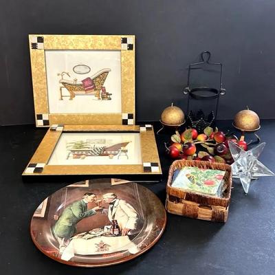 Decorative Bathtub Prints, Candles And Other Decor