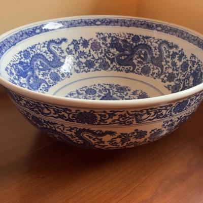 Large Chinese Blue & White Porcelain Dragon Bowl