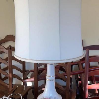 32” Vintage Porcelain Table Lamp – Hand-Painted Rose Relief – Hollywood Regency Gold Gilt