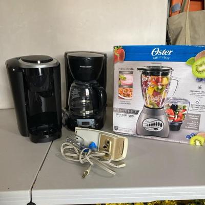 Lot of 4 Small Kitchen Appliances - Coffee Makers, Blender & Mixer