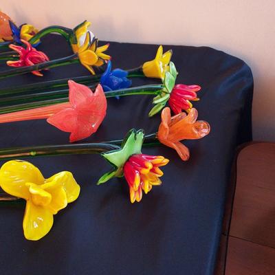 Vibrant Collection of Hand-Blown Art Glass Flowers – Long Stems & Diverse Floral Varieties