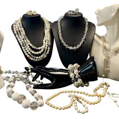 Sale Photo Thumbnail #125