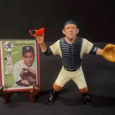 Yogi Berra NY Yankees #8 Hartland Plastics Baseball Figurine And Collector Card