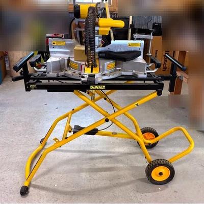 DeWalt Double Sliding Compound Miter Saw & Rolling stand 