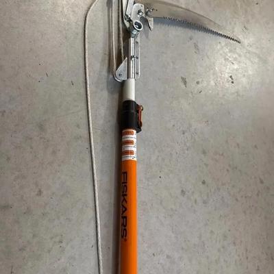 Fiskars Extendable Pole Saw & Pruner