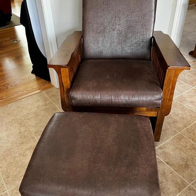 Mission style glider and matching footstool
