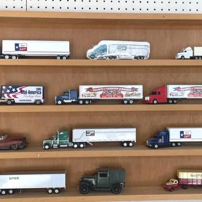 Die Cast Semi Trucks & Trailers