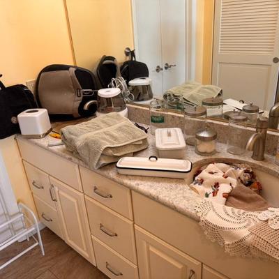 Sale Photo Thumbnail #34