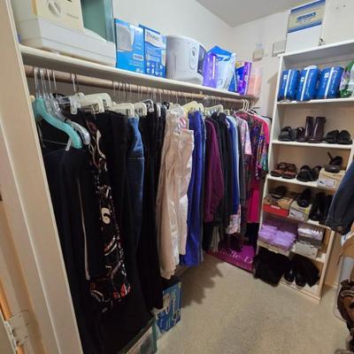 Sale Photo Thumbnail #102