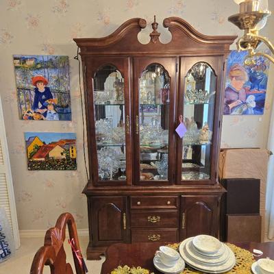 Sale Photo Thumbnail #4: China Cabinet/Crystal Glassware