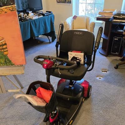 Sale Photo Thumbnail #36: Pride Go-Go Elite Traveller 4-wheel mobility scooter