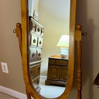 Sale Photo Thumbnail #102