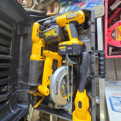 Sale Photo Thumbnail #102