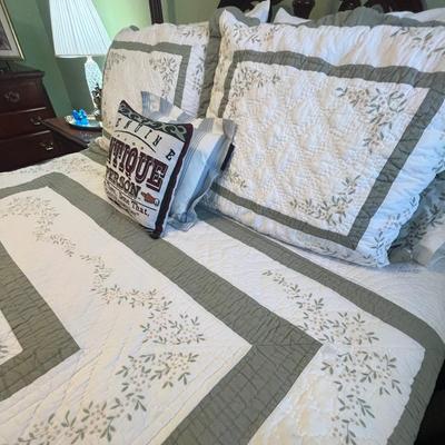 Sale Photo Thumbnail #251