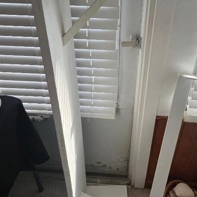 Sale Photo Thumbnail #235